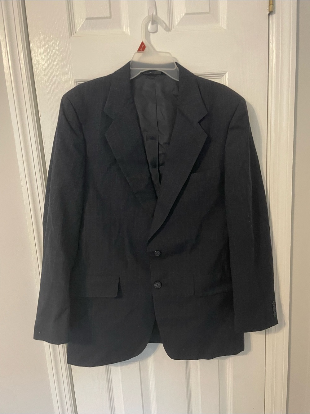 Kuppenheimer 100% Wool Men's Classic Black Two-Button Blazer Size 42